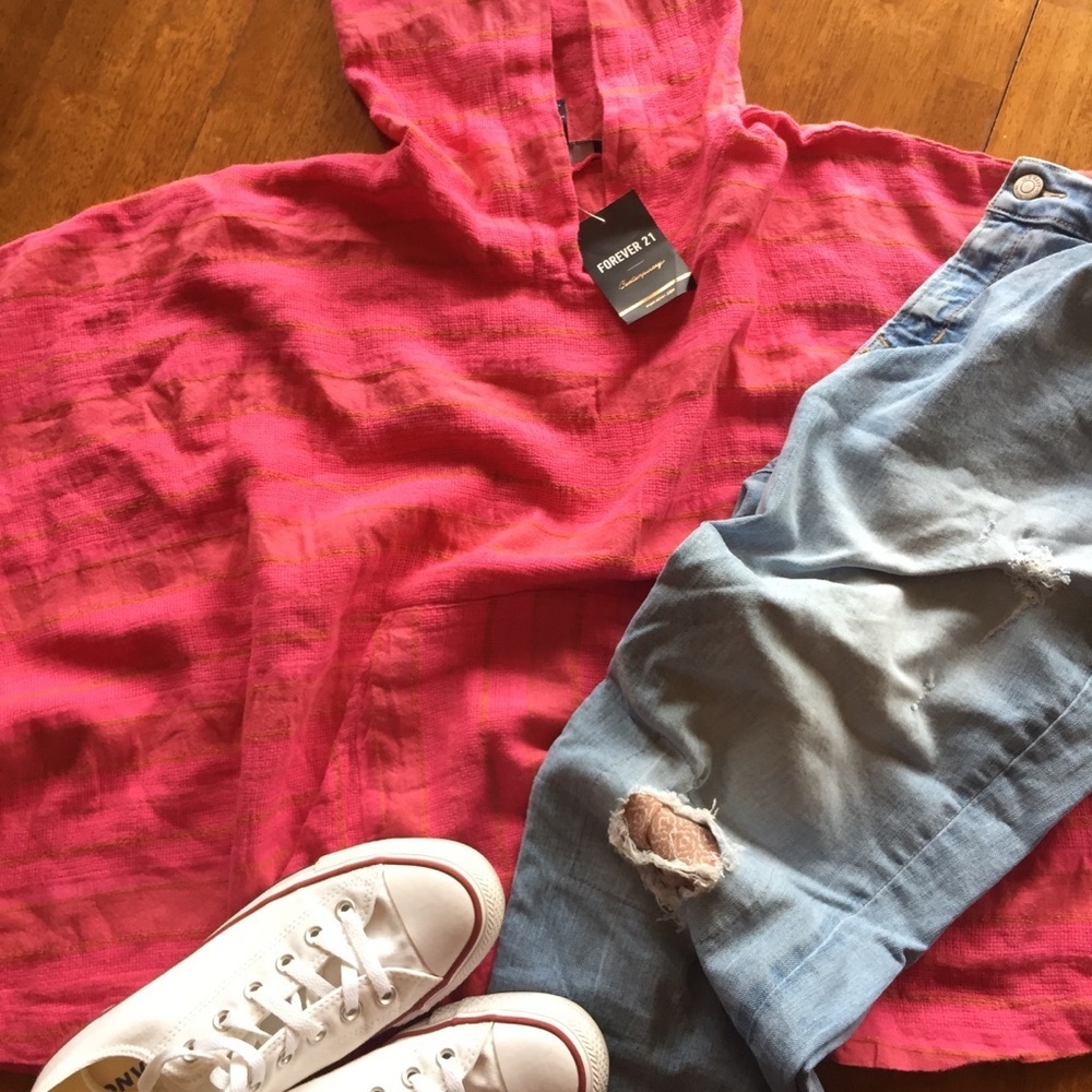 Forever 21 Cropped Linen Poncho - Picture 5 of 5